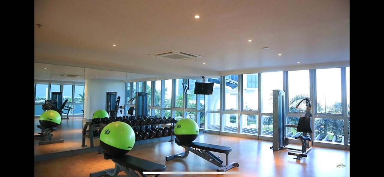 1 Bedroom Condo Uptown Parksuites Bgc, High Floor, Morning Sun マニラ市 エクステリア 写真